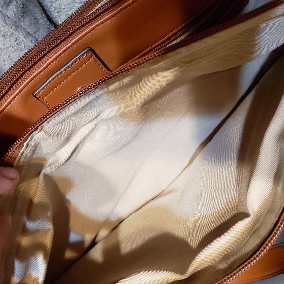 tote - Picture 6 of 7